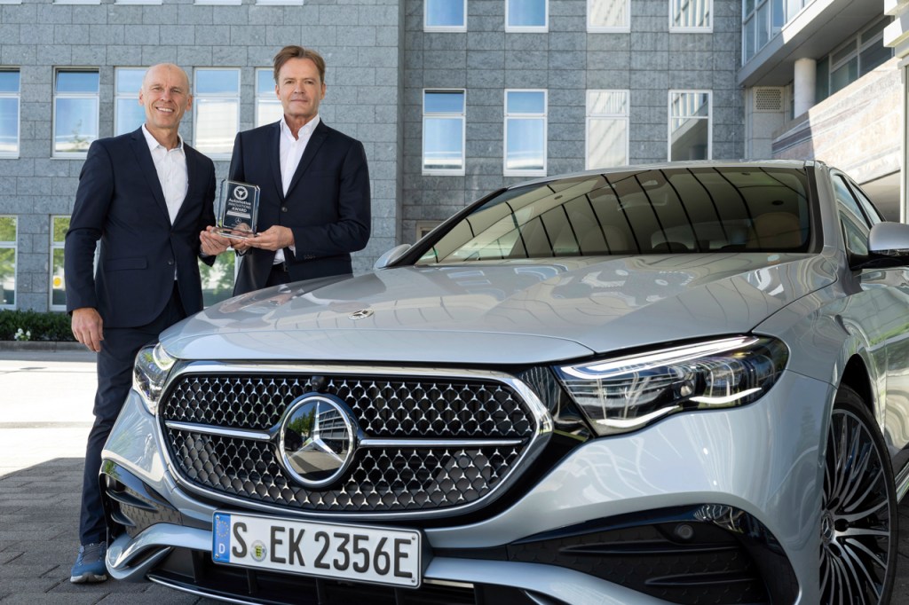 European Auto Racing Awards AutomotiveINNOVATIONS Award
